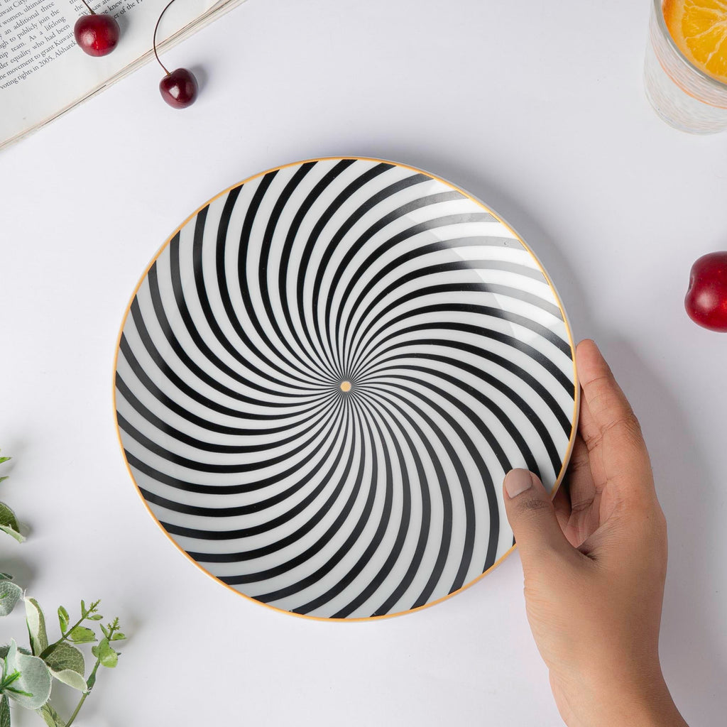 La Mode Spiral Snack Plate 8 Inch Nestasia