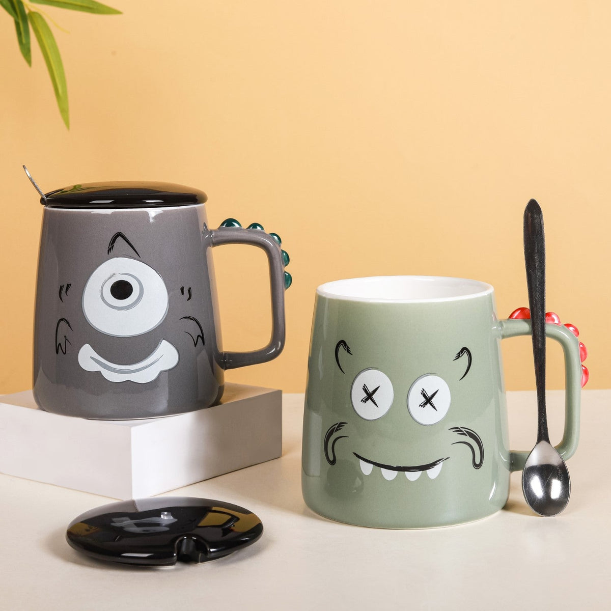 Funky Faces Mug Nestasia