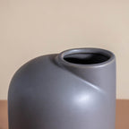 Flugen Grey Ceramic Vase Nestasia