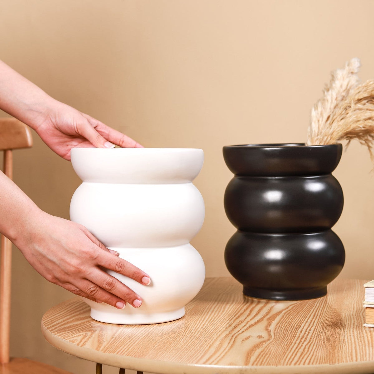 Spiral Vase Nestasia