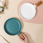 CARA Plate With Wooden Handle Nestasia