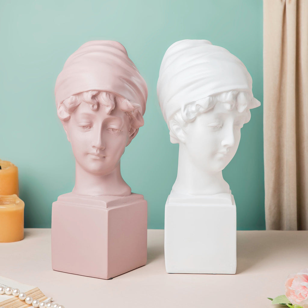 Resin Sculpture Nestasia