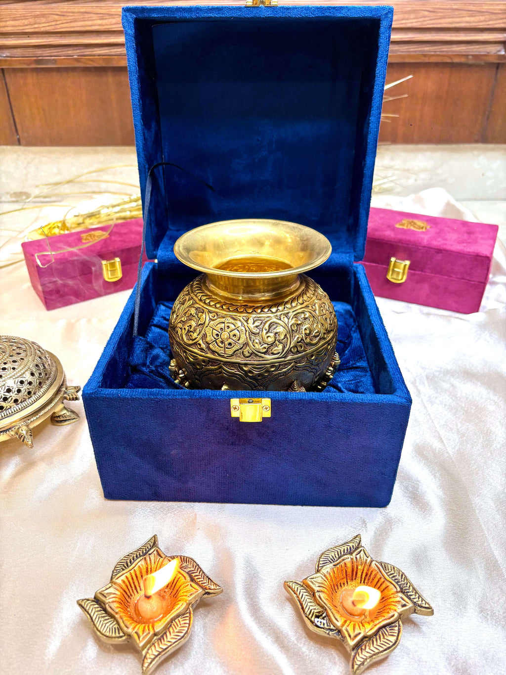 Brass Ashtalakshmi And Dashavatara Kodam / Kalash Vedansh Craft