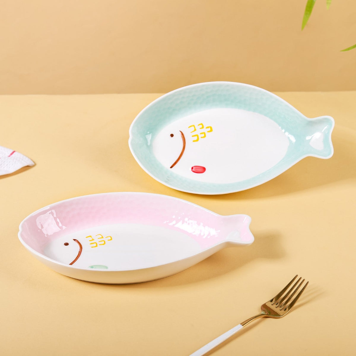 Long Fish Plate Nestasia