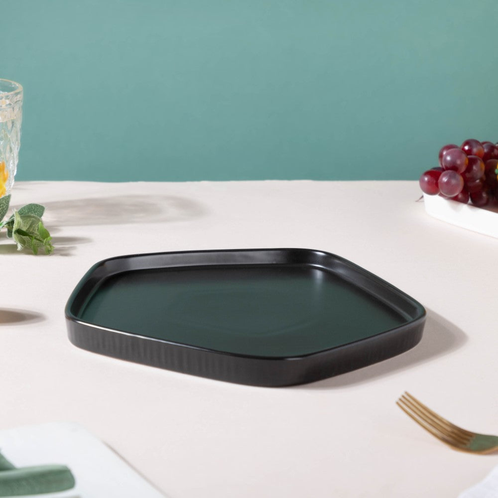 GEOMETRIC Pentagon Plates Nestasia