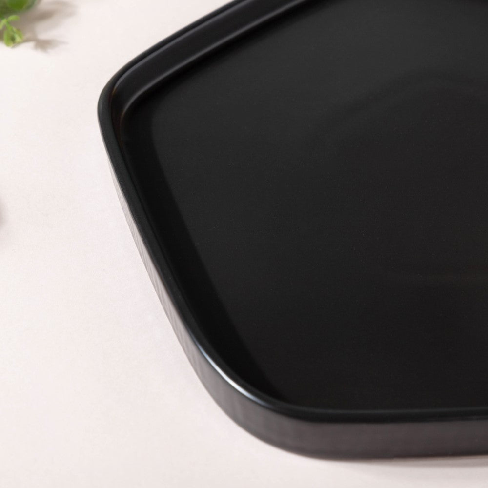 GEOMETRIC Pentagon Plates Nestasia