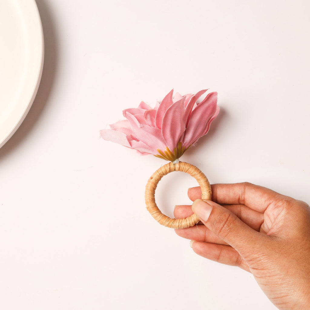 Flower Serviette Holder Nestasia