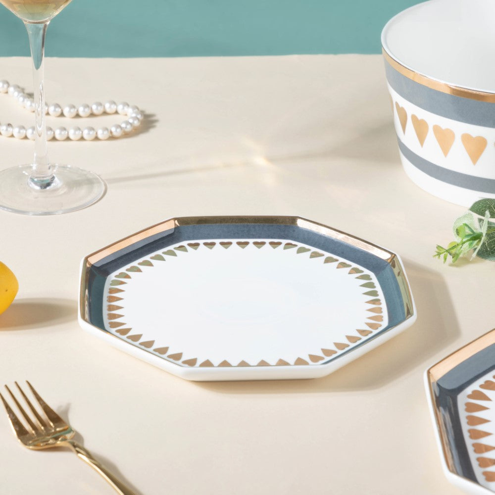 Heart Snack Plate Nestasia