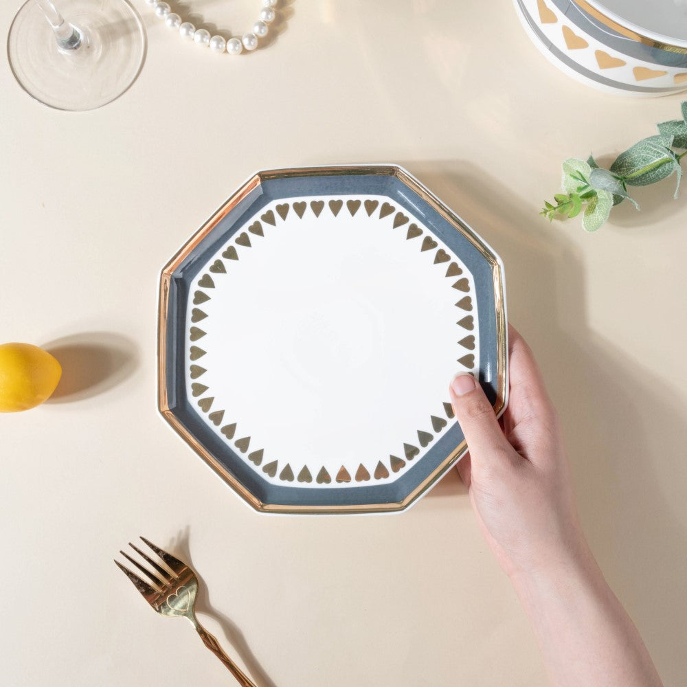 Heart Snack Plate Nestasia