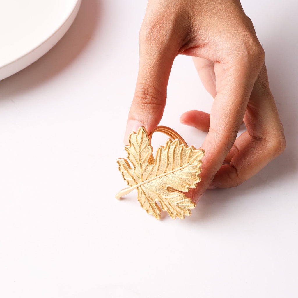 Maple Leaf Napkin Ring Nestasia