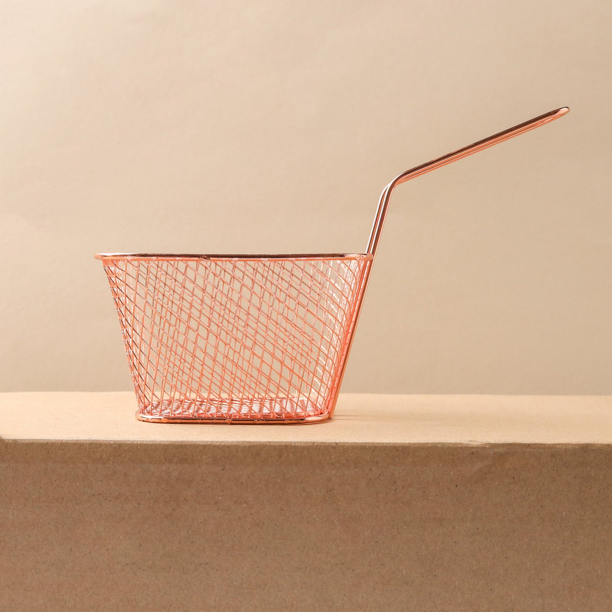 Metal Serving Basket Nestasia