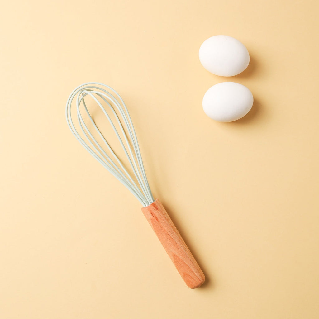 Whisk Nestasia