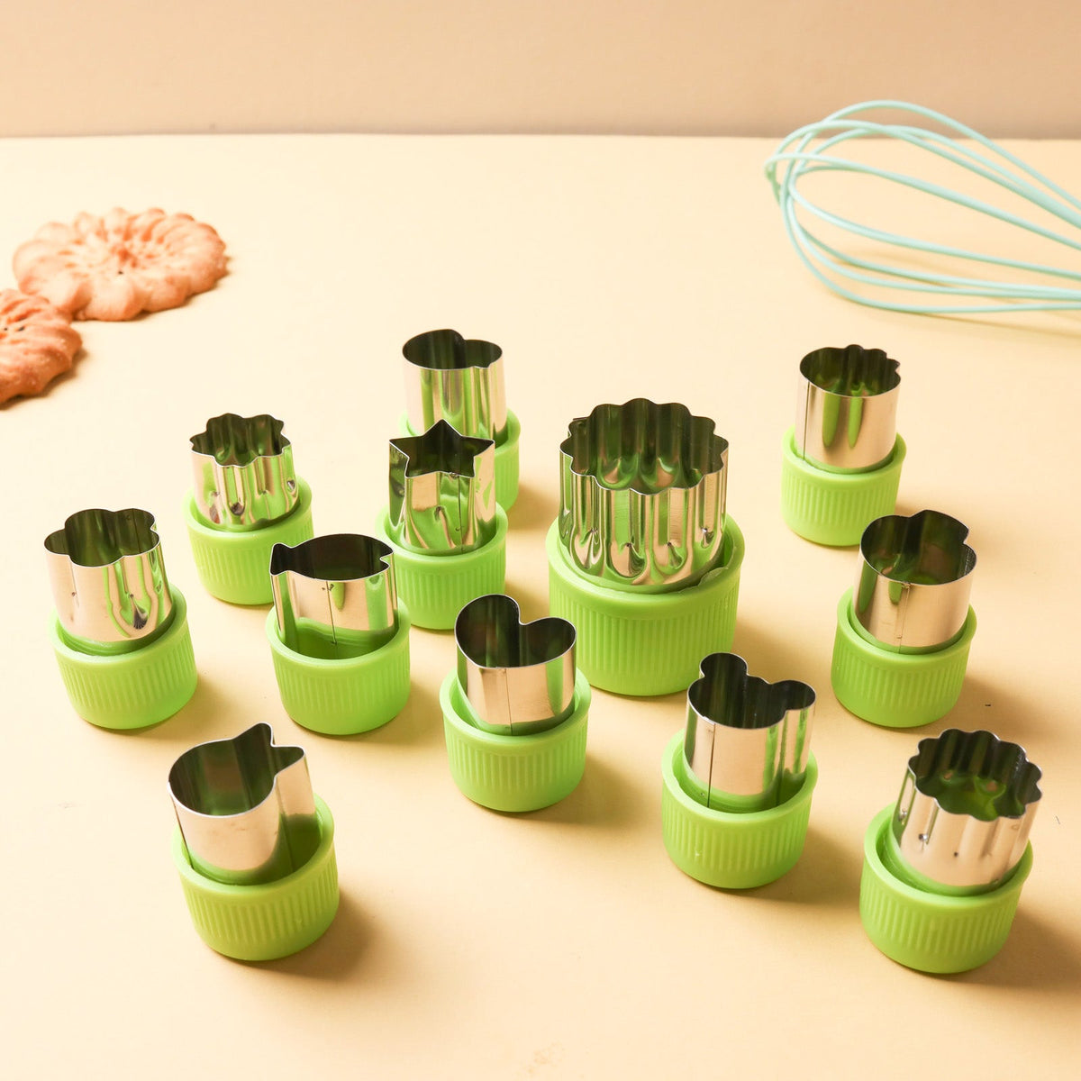 Shape Cutters Set Green Nestasia