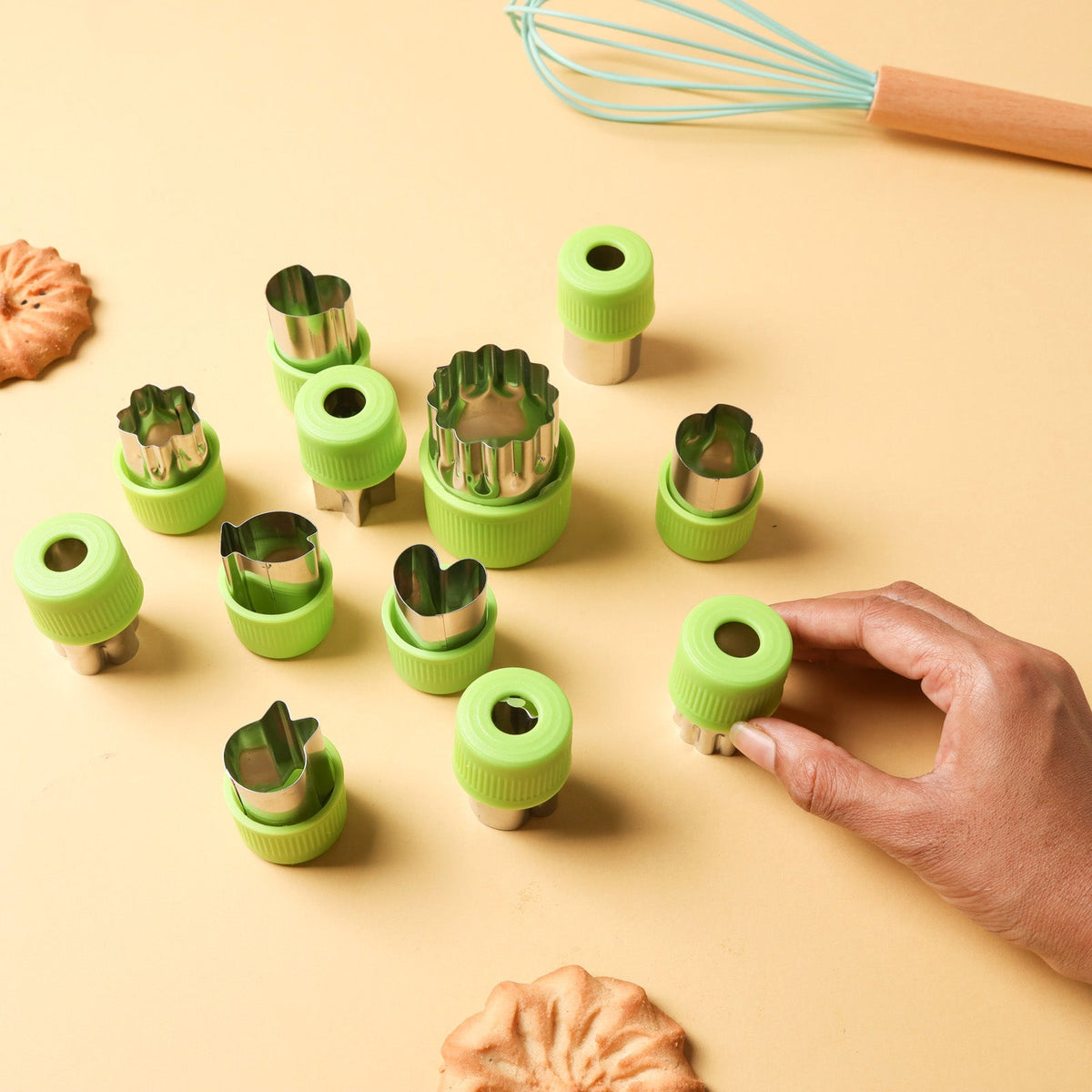 Shape Cutters Set Green Nestasia