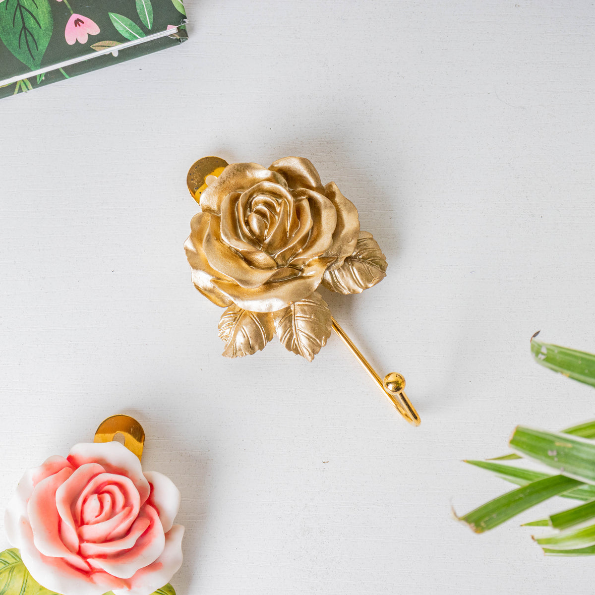Golden Rose Hook Nestasia