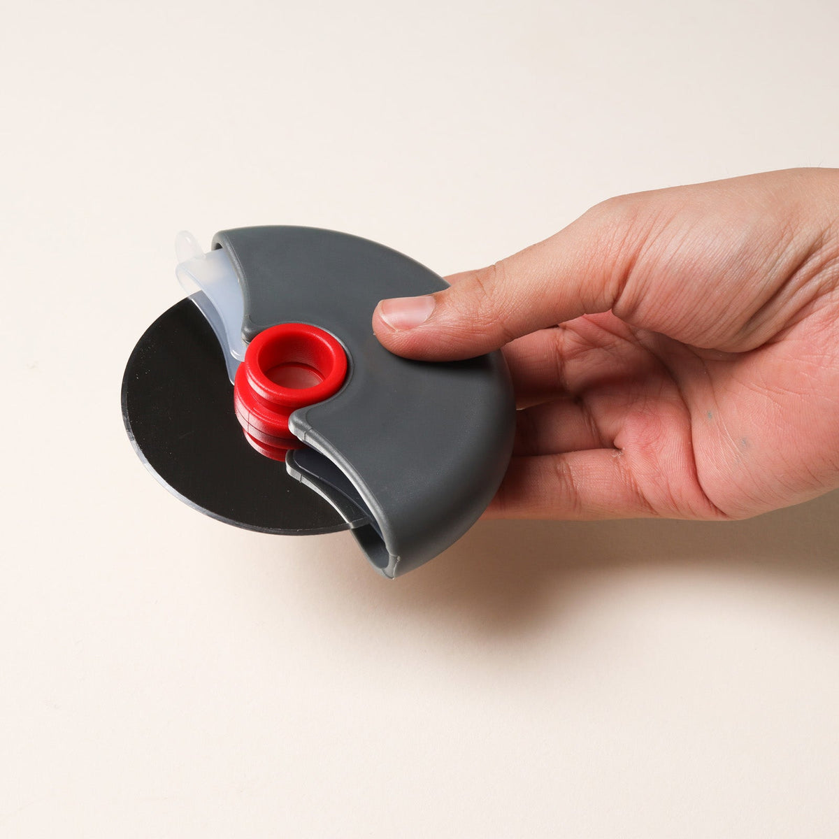 Pizza Wheel Cutter Nestasia