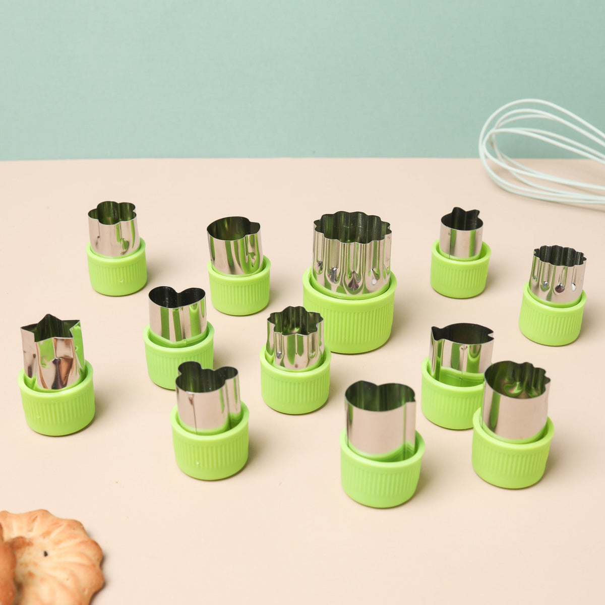 Shape Cutters Set Green Nestasia