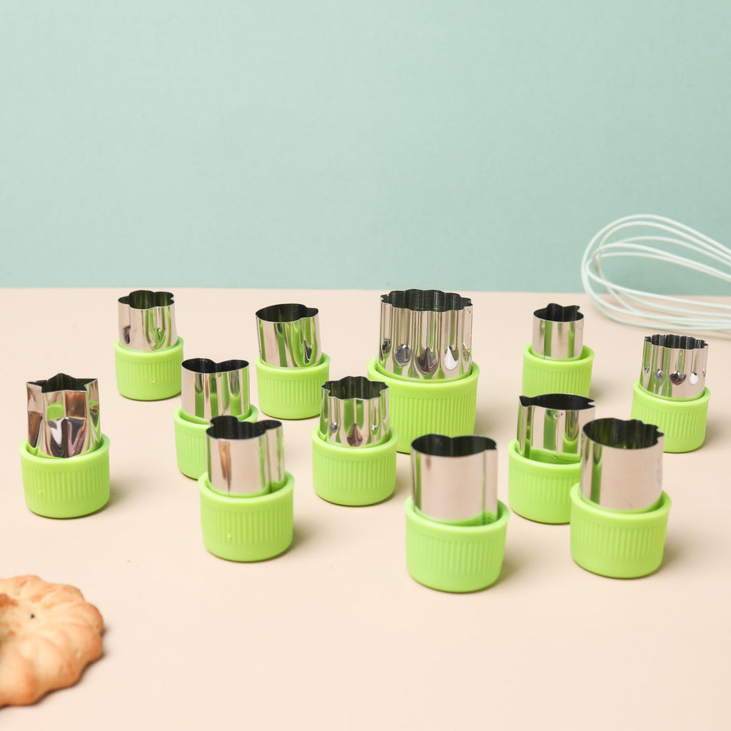 Shape Cutters Set Green Nestasia