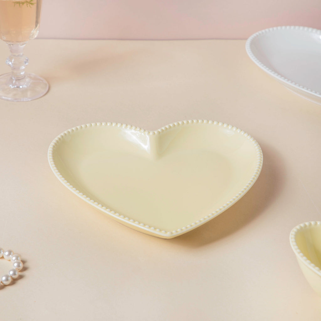 Heart Snack Plate Pastel Yellow Nestasia
