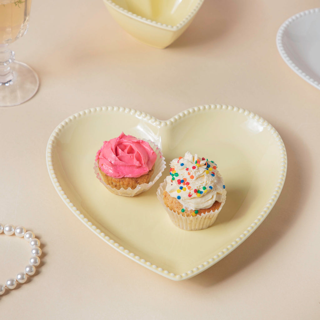 Heart Snack Plate Pastel Yellow Nestasia