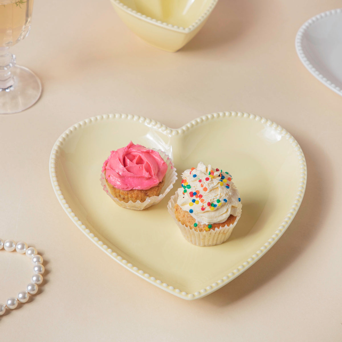Heart Snack Plate Pastel Yellow Nestasia