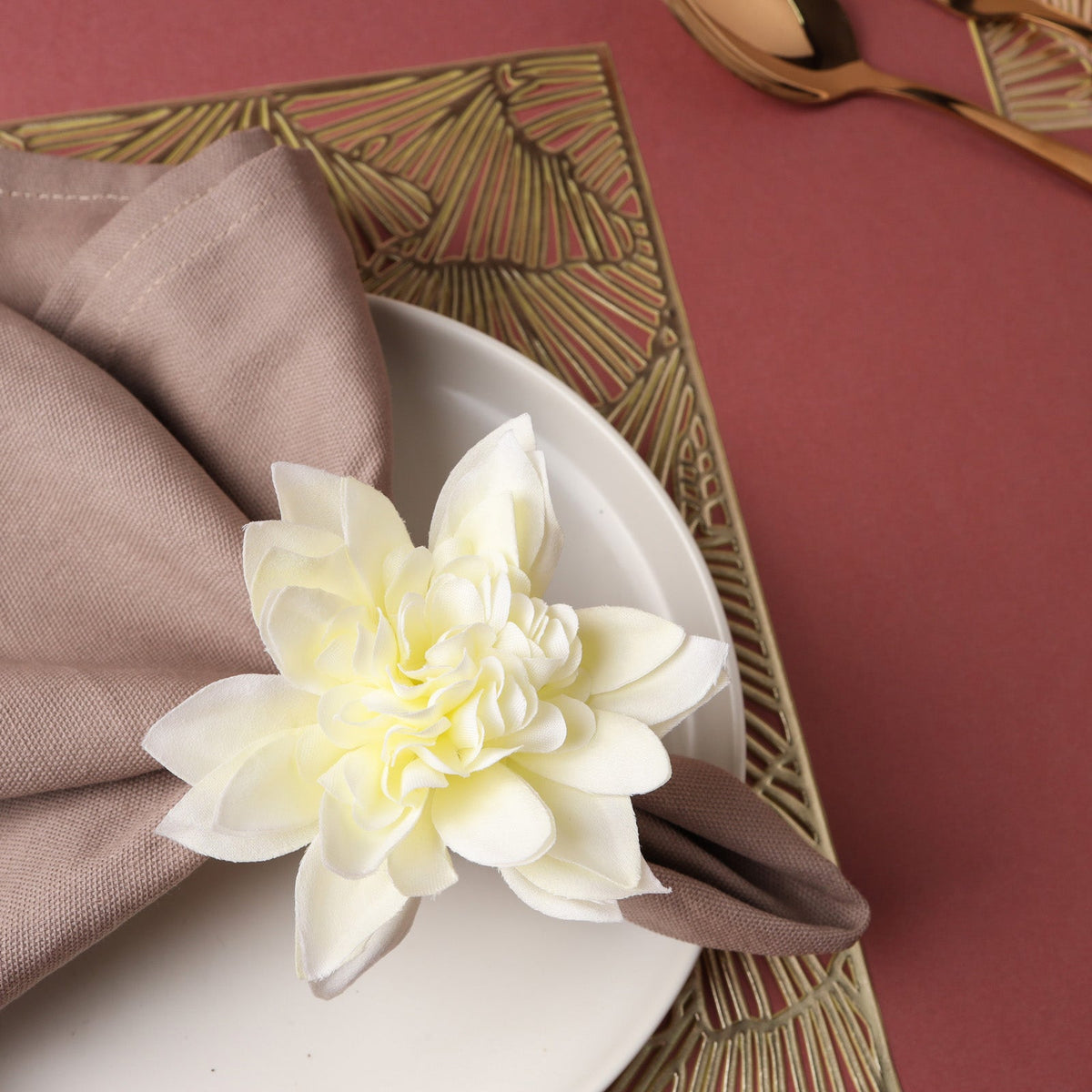 Flower Serviette Holder Nestasia