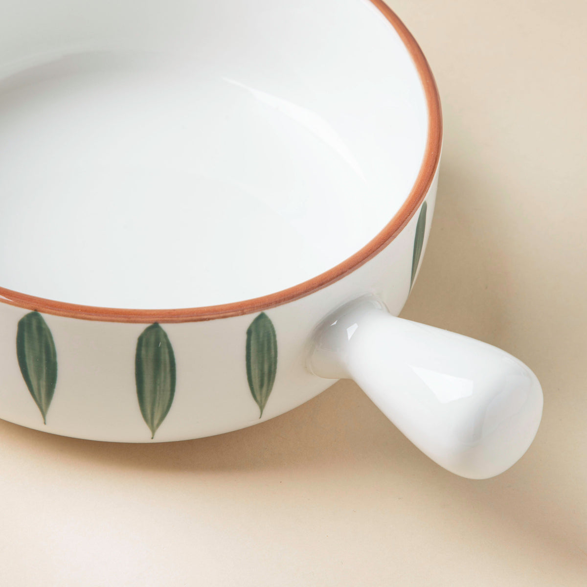 Teardrop Baking Bowl With Handle Green Nestasia