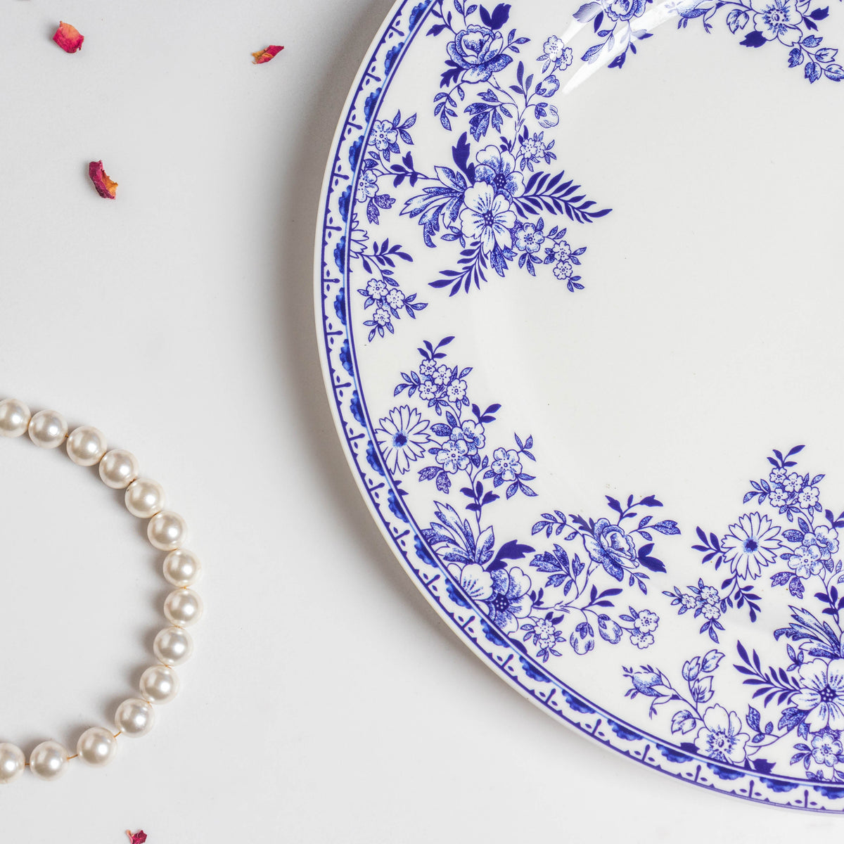 Riona Floral Dinner Plate Blue And White 10 Inch Nestasia