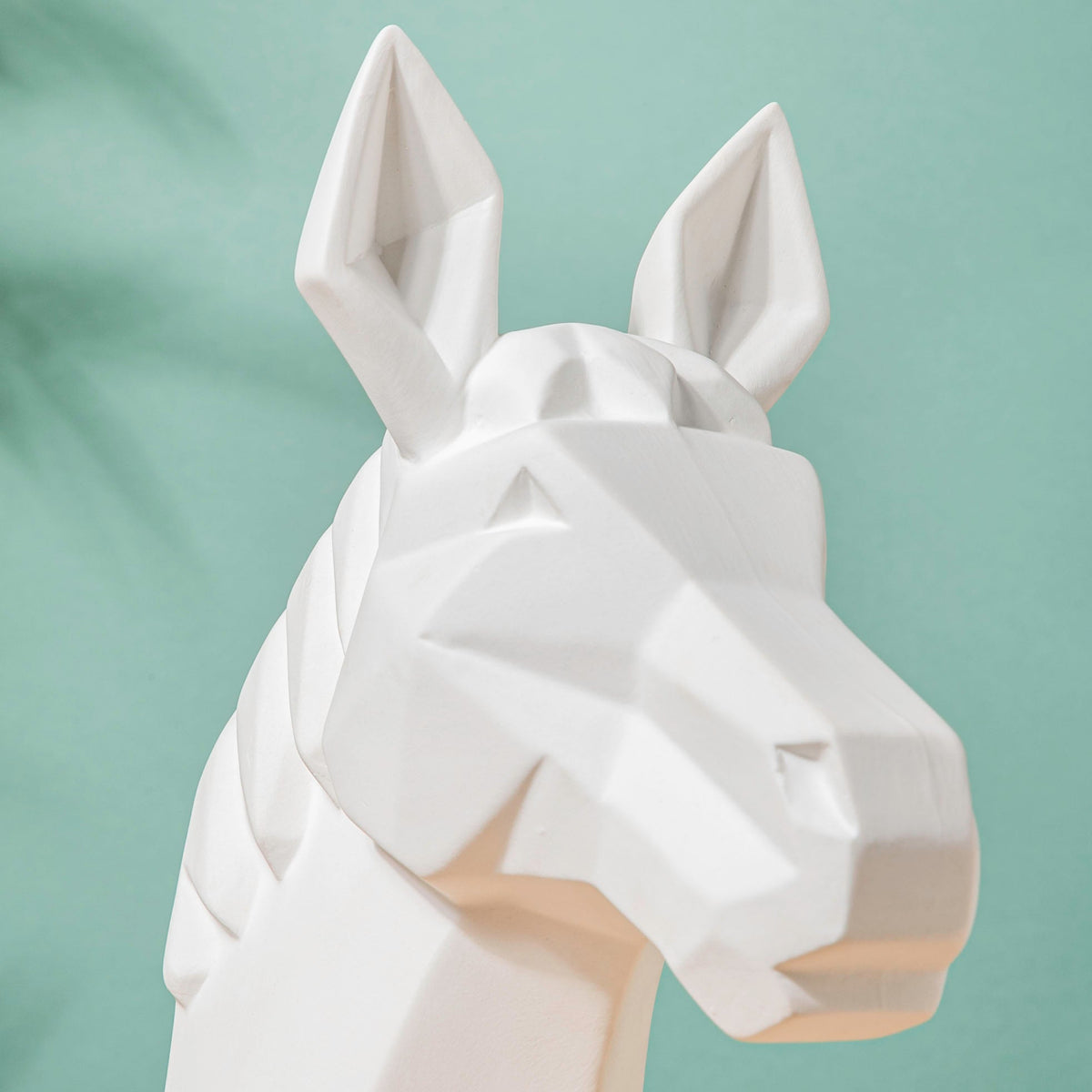 Horse Head Decor Showpiece Nestasia