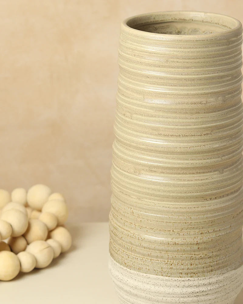 Ceramic Vase for Contemporary Room Aesthetics