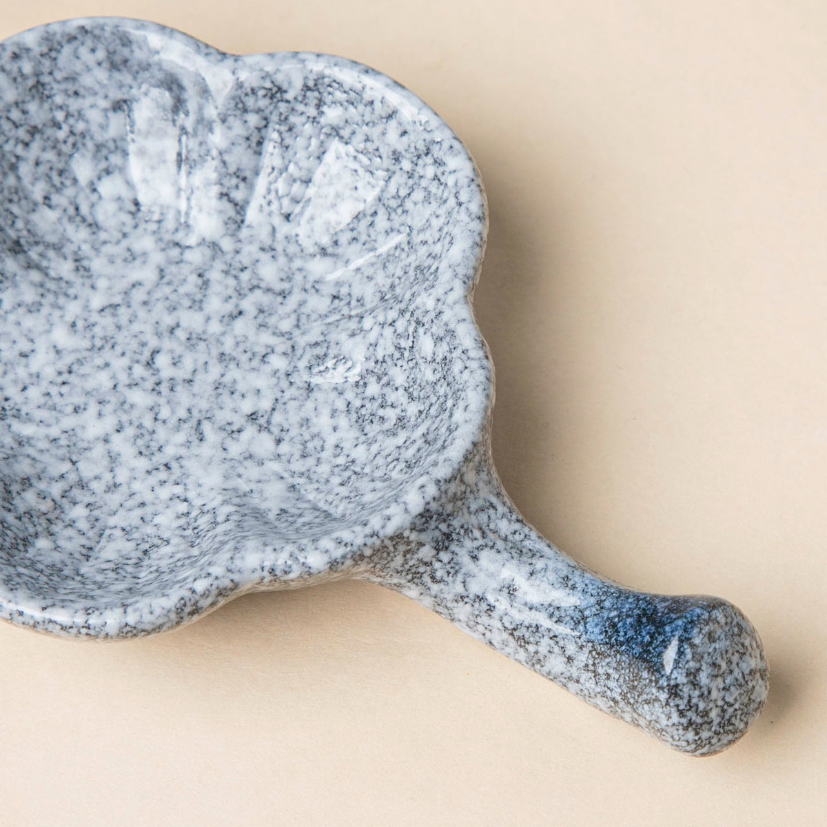 Pebble Glazed Dip Bowl With Chopsticks Rest Nestasia