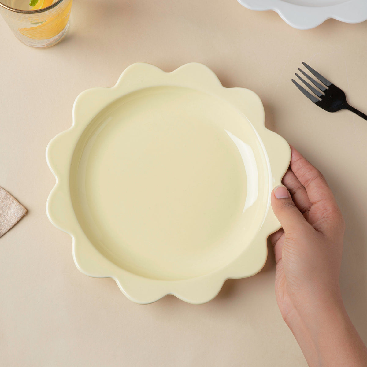 Rosette Ceramic Snack Plate Pastel Yellow 8.5 Inch Nestasia