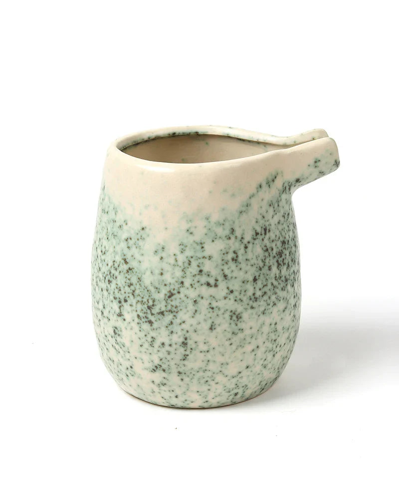 Minimalist Green Ceramic Vase for Aesthetic Home Interiors