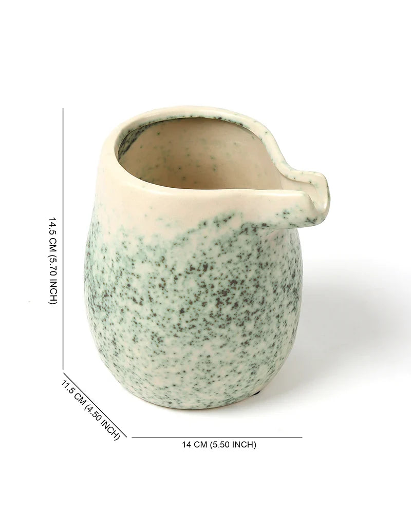 Minimalist Green Ceramic Vase for Aesthetic Home Interiors