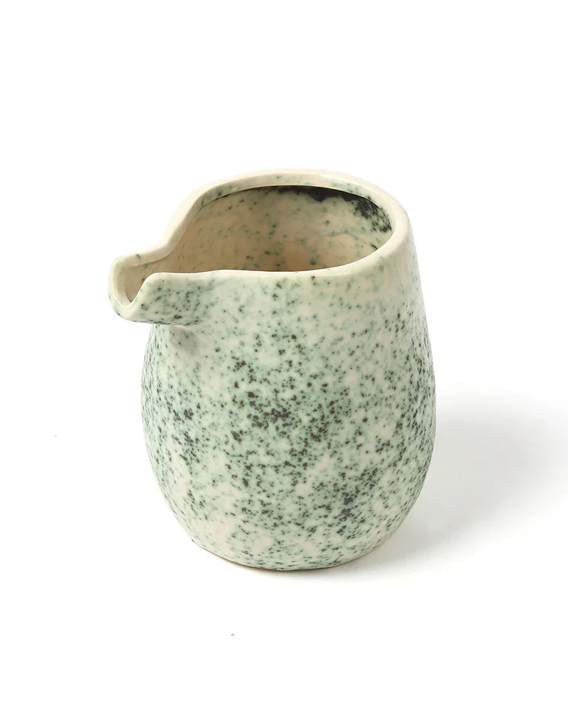 Minimalist Green Ceramic Vase for Aesthetic Home Interiors