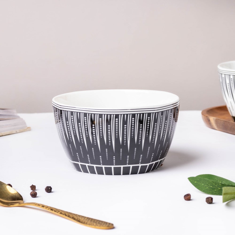 Philocaly Linear Patterned Soup Bowl Black 250 ml Nestasia