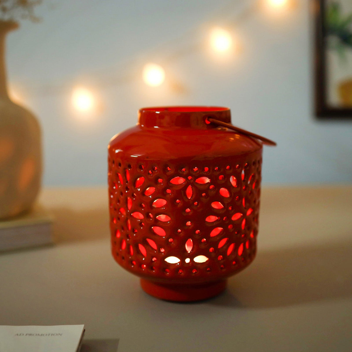 Metal Lantern Red Nestasia