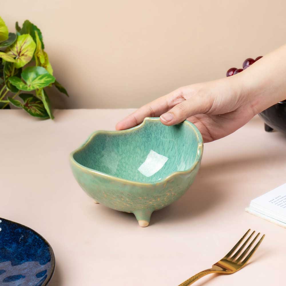 Belize Snack Bowl With Legs Green 300 ml Nestasia