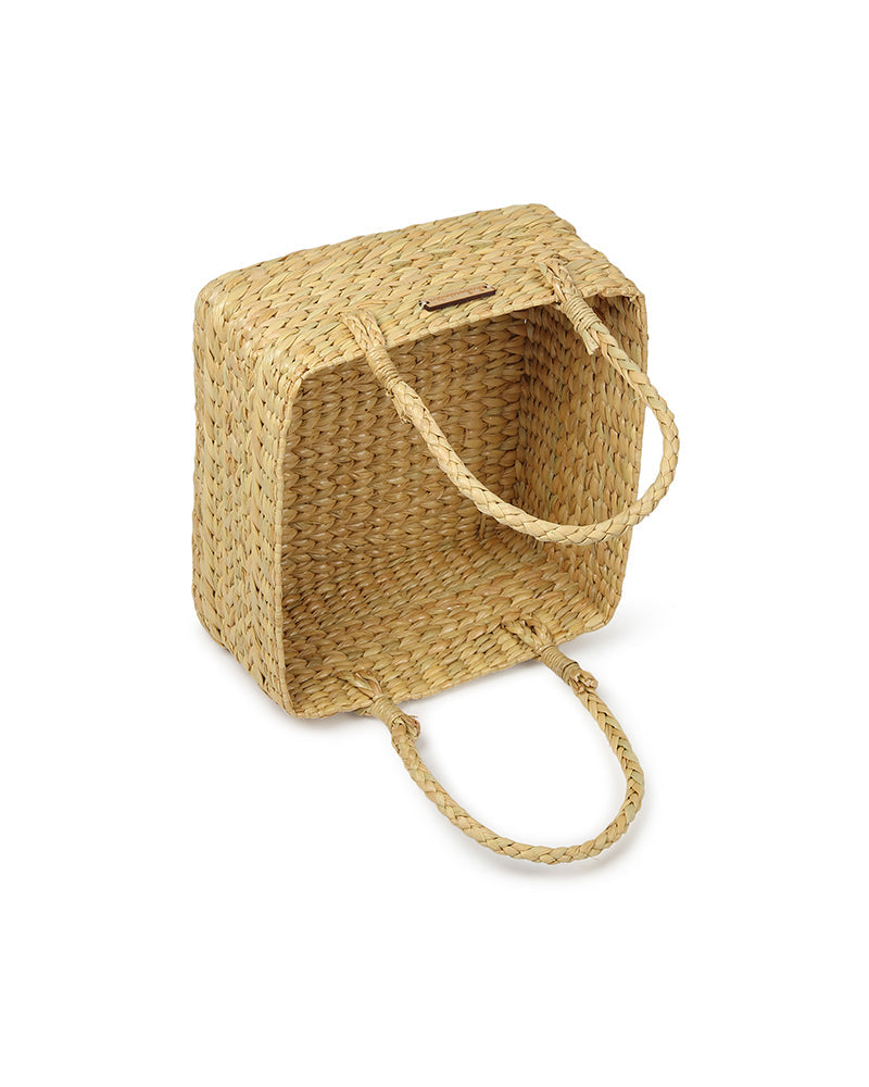 Handwoven Seagrass Fruit Basket for Gift Hampers, Storage, and Decorative Display