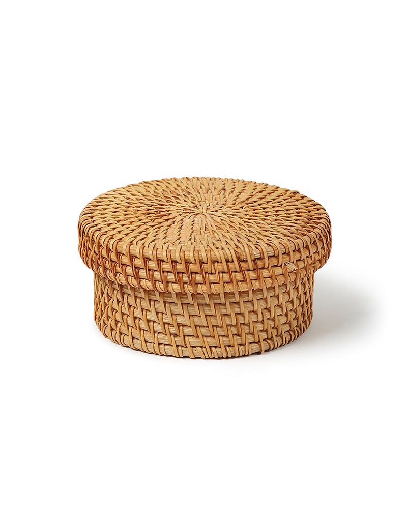 Decorative Rattan Coaster Set of 6 with Storage Holder for Drinks and Home Use