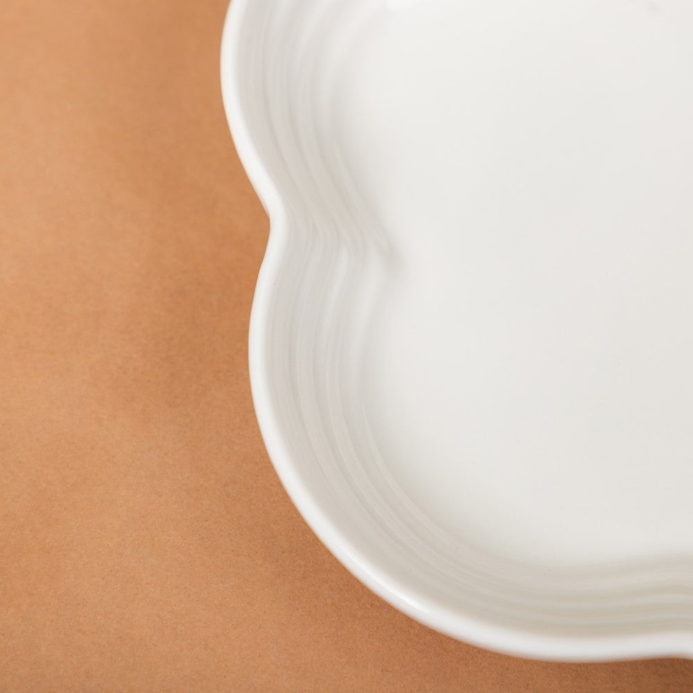 Moon White Daisy Dessert Plate 6 Inch Nestasia