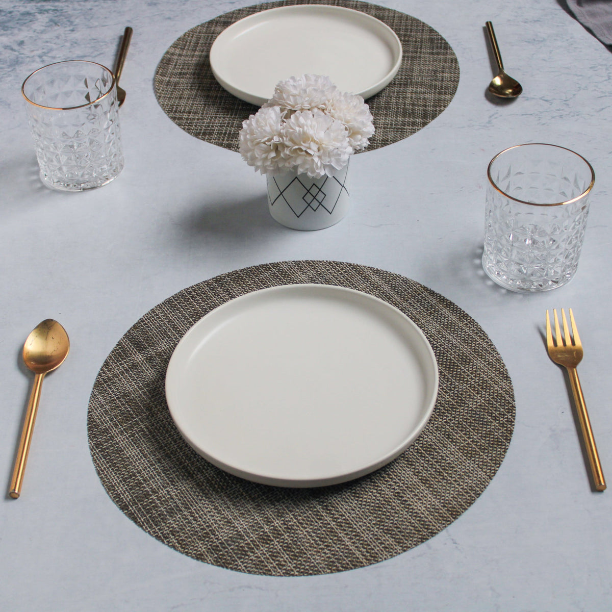 Round Placemat Dark Grey Set of 4 Nestasia