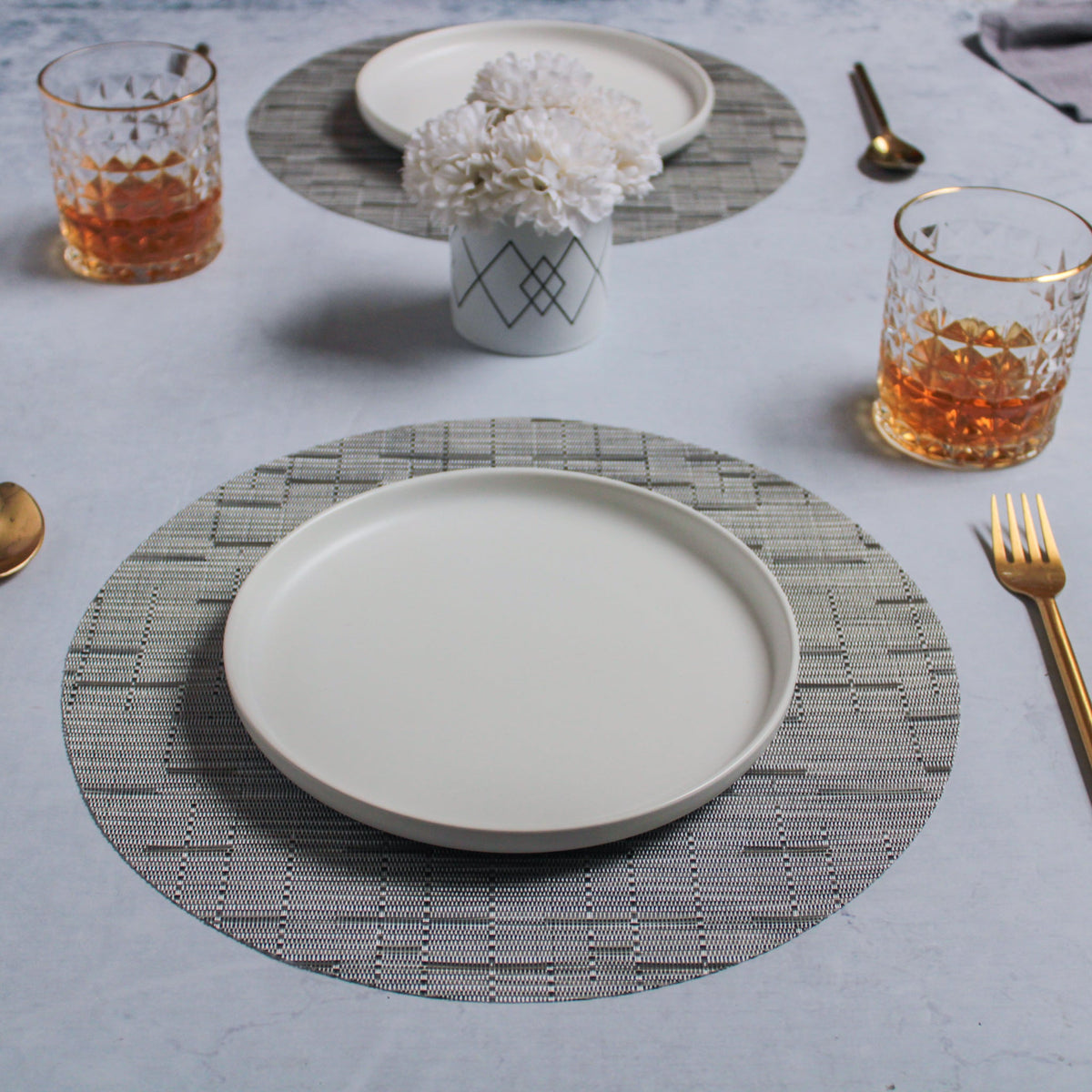 Round Placemat Grey White Set of 4 Nestasia
