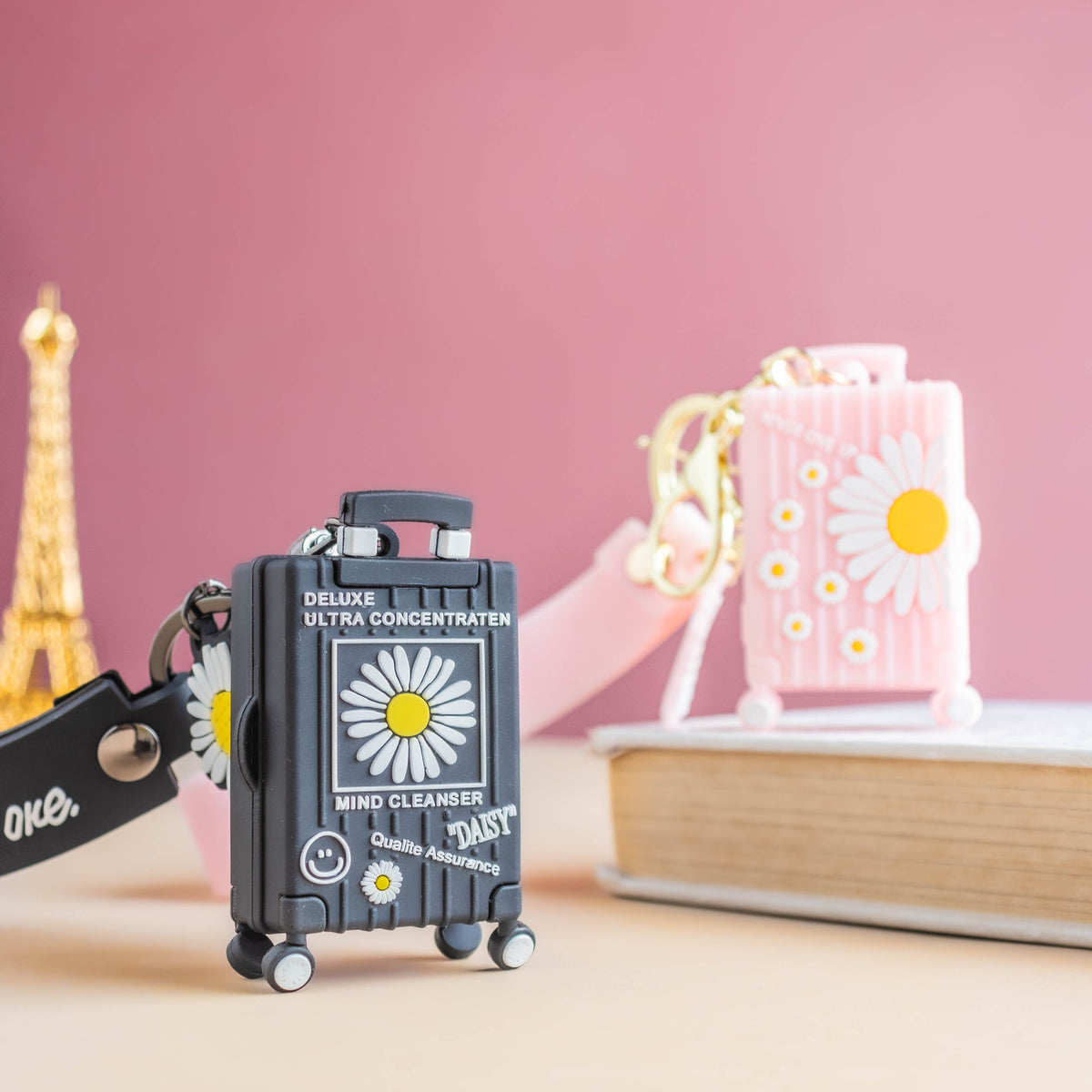 Suitcase Keychain Nestasia