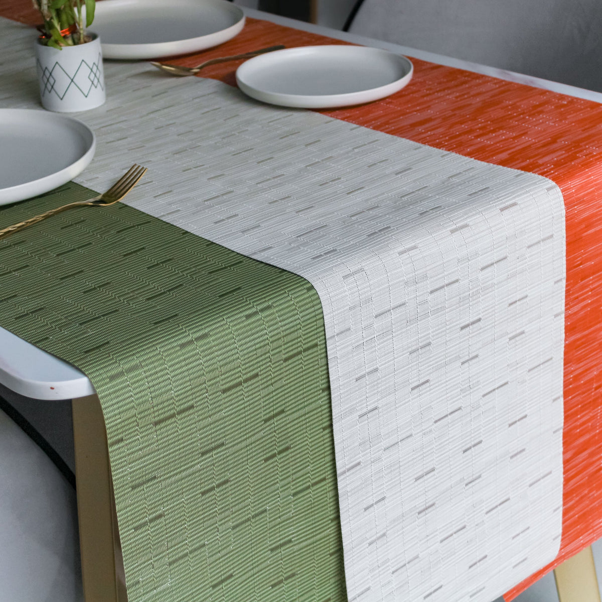 Solid Long Table Runner Nestasia