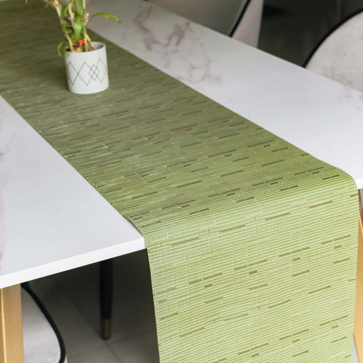 Solid Long Table Runner Nestasia
