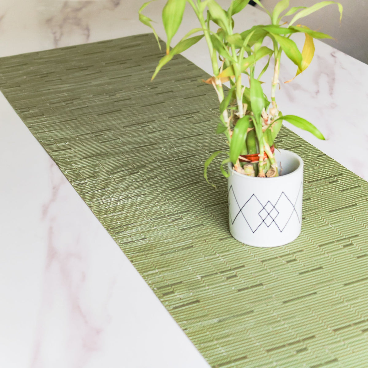 Solid Long Table Runner Nestasia