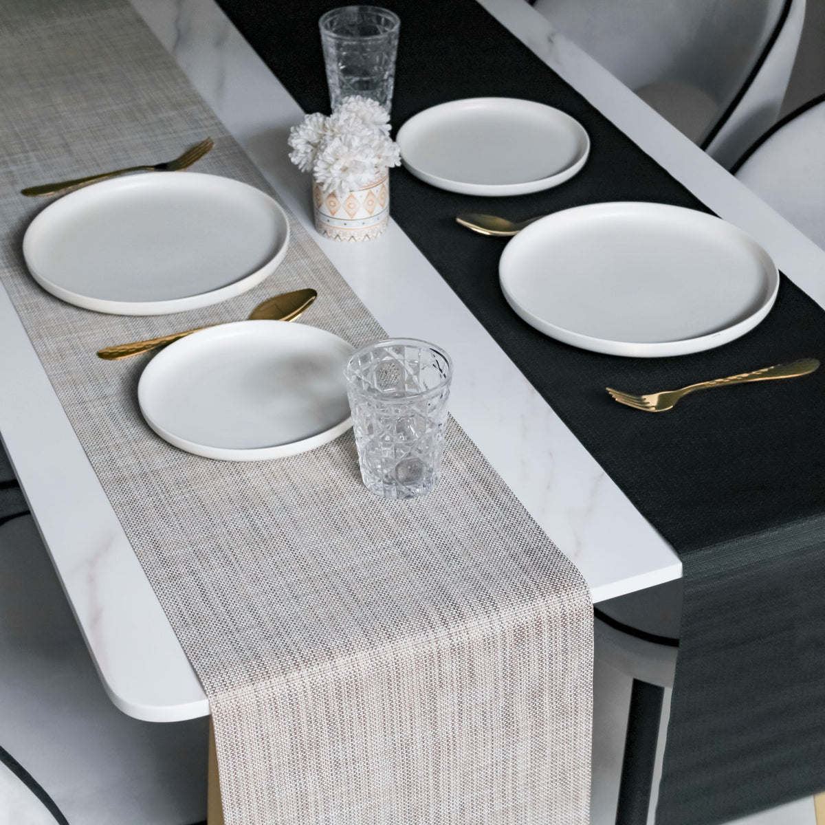 Solid Table Runner Nestasia
