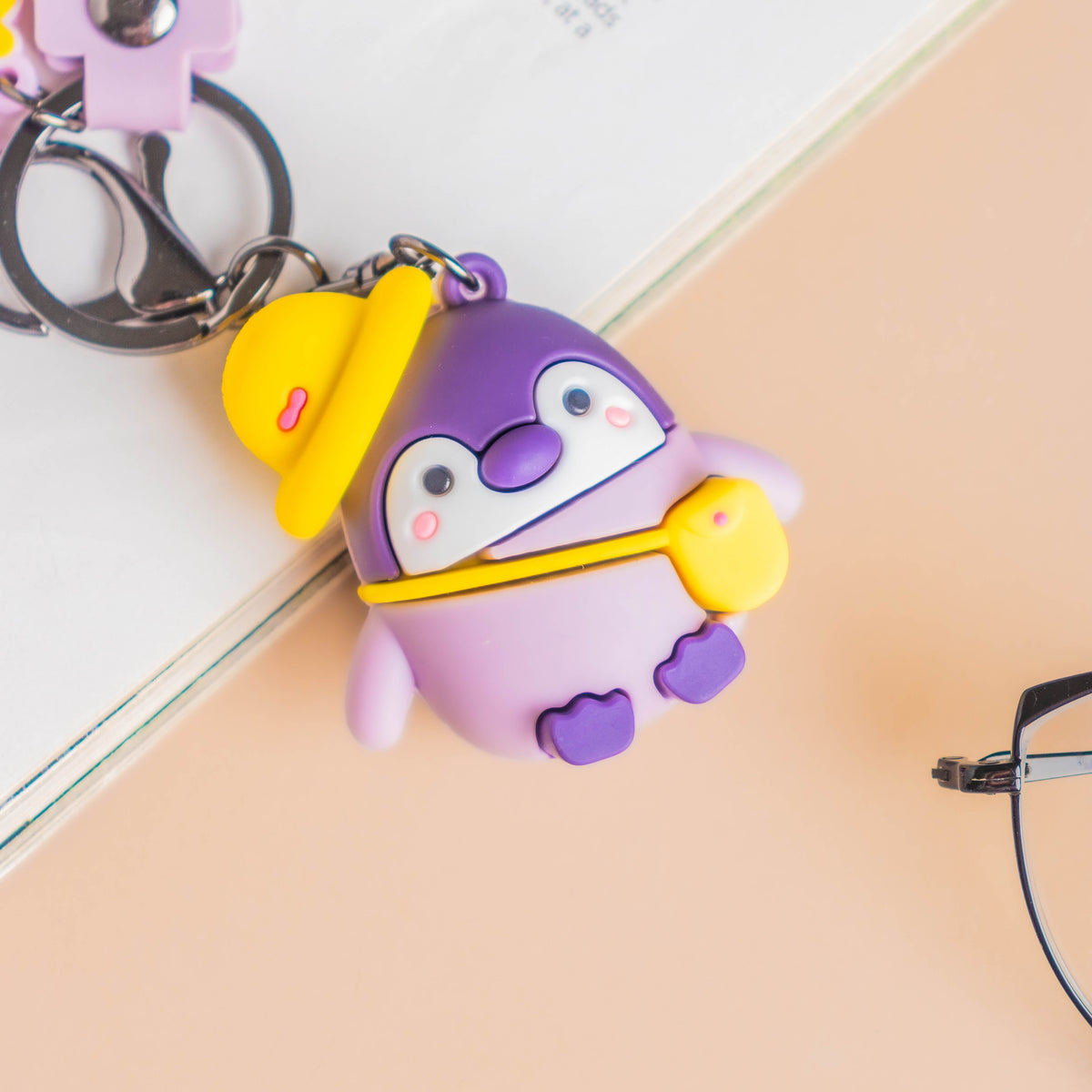 Penguin Keyring Nestasia