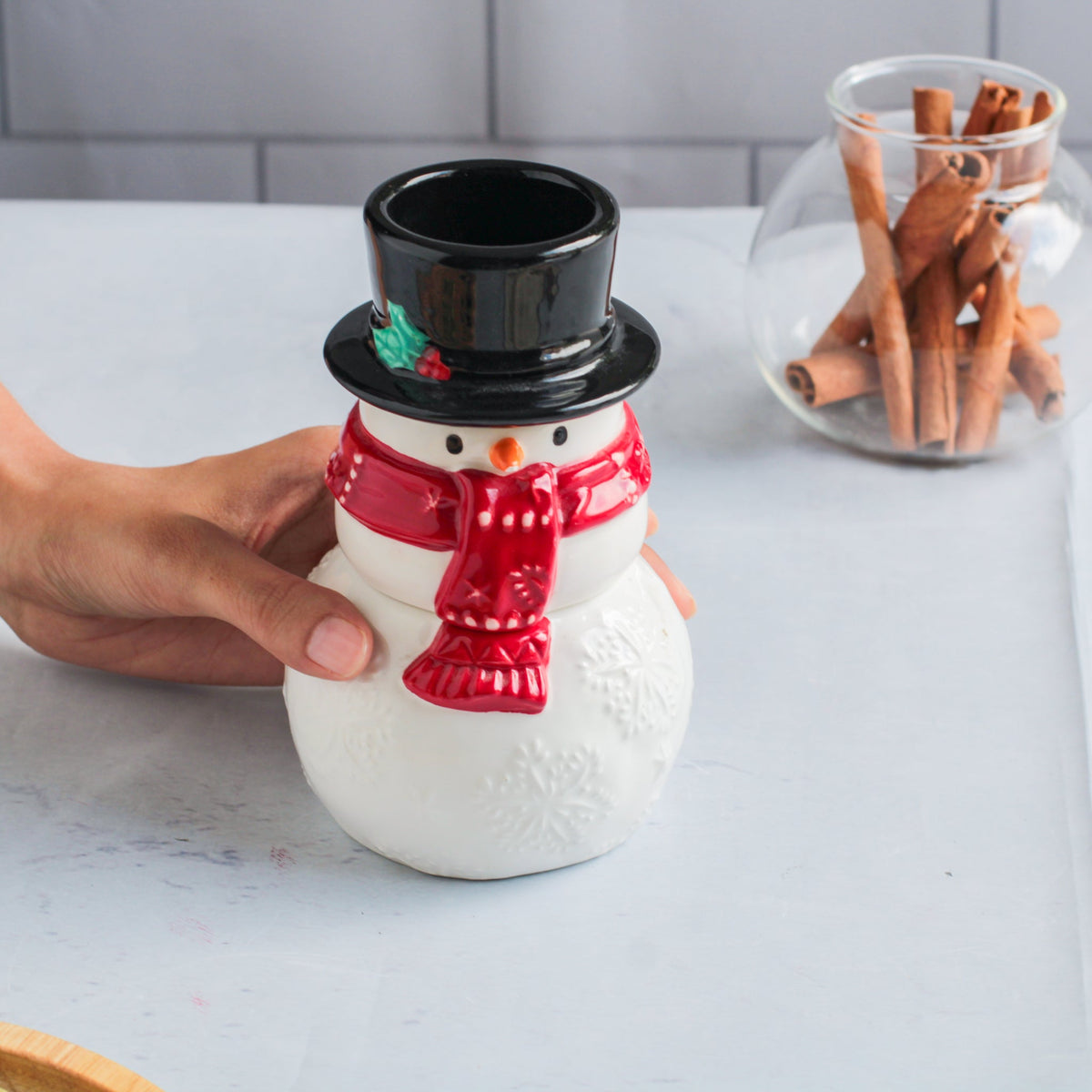 Ceramic Salt And Pepper Shaker Nestasia